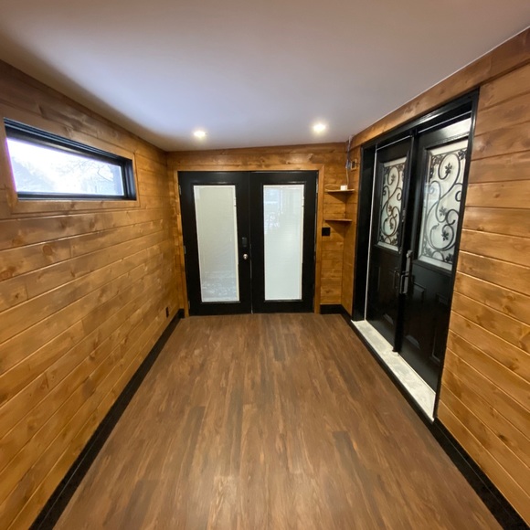 Meet your Posher, James - Picture 1 of 1